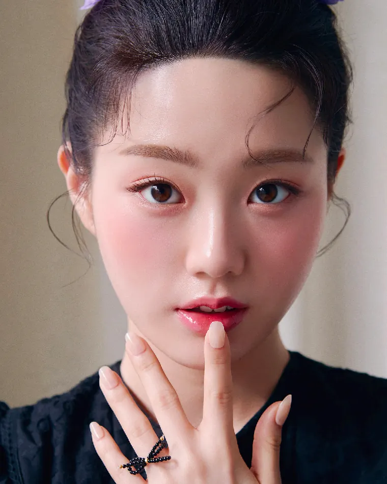 유림 메이크업&헤어 룩북 립
